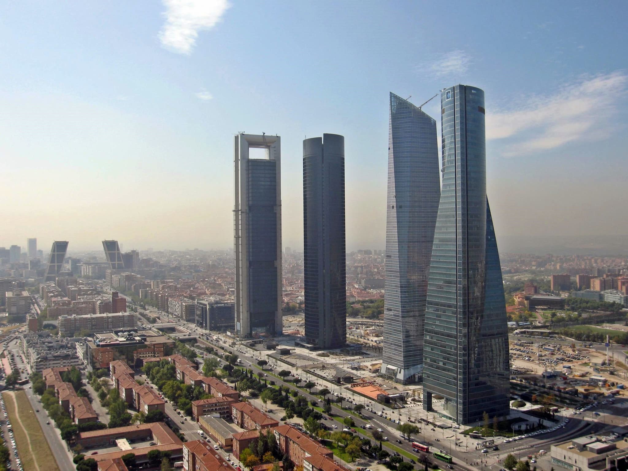 Cuatro_Torres_Business_Area